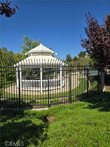 31829 Oak Wood Circle, Yucaipa, CA 92399