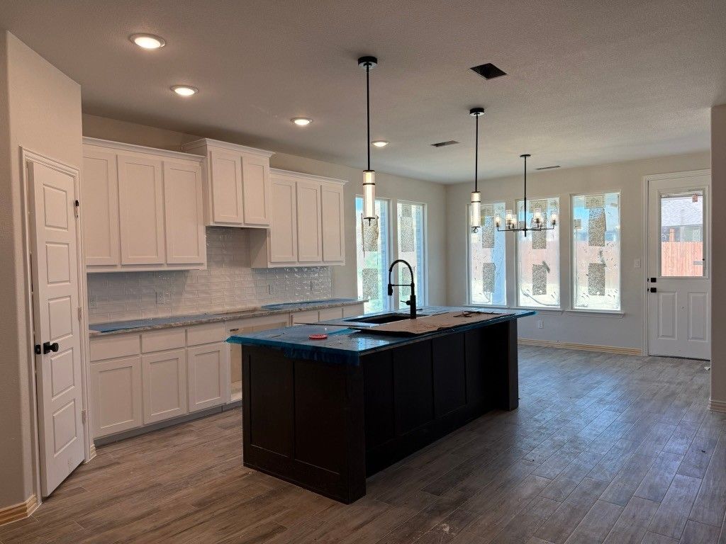 532 Waterford Park Boulevard, Weatherford, TX 76087 — photo 4