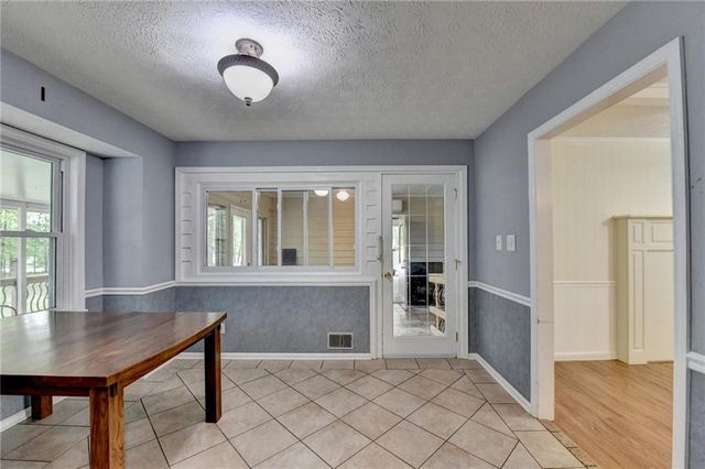 1597 Union Grove Ch Road, Auburn, GA 30011