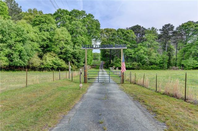 1597 Union Grove Ch Road, Auburn, GA 30011