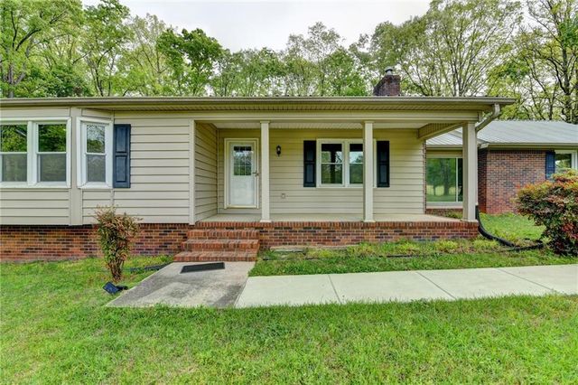 1597 Union Grove Ch Road, Auburn, GA 30011