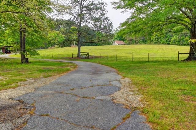 1597 Union Grove Ch Road, Auburn, GA 30011