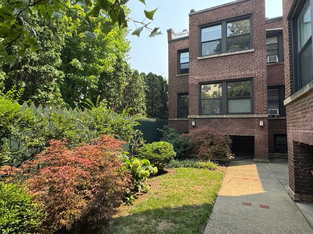617 W CORNELIA Avenue G, Chicago, IL 60657