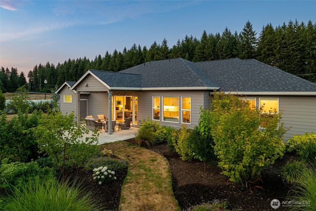 175 Annabelle Street, Castle Rock, WA 98611