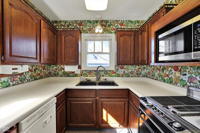 1930 N Bosart Avenue, Indianapolis, IN 46218