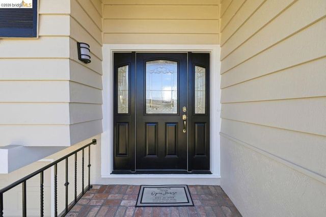 10760 Hellman St, Oakland, CA 94605