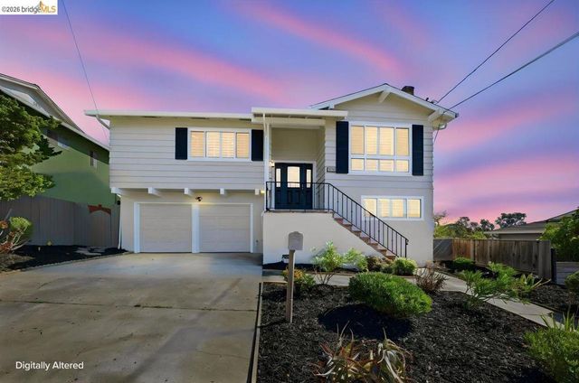 10760 Hellman St, Oakland, CA 94605