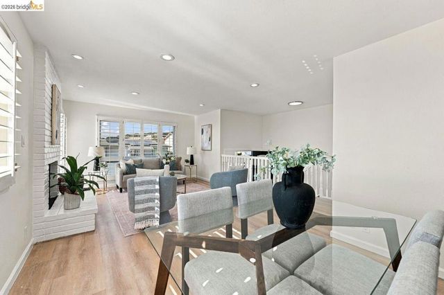 10760 Hellman St, Oakland, CA 94605
