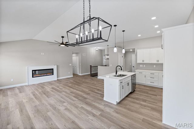 1009 Waymaker Lane, Waterloo, IL 62298