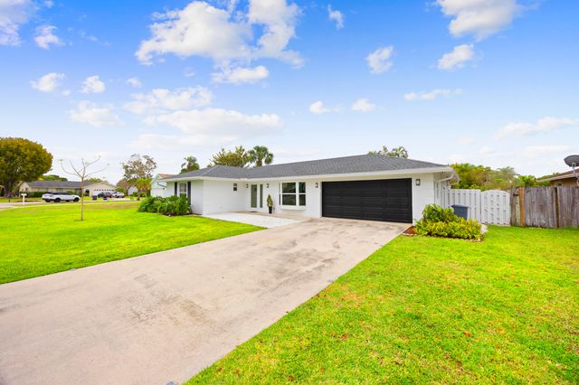 11760 Inverness Circle, Wellington, FL 33414