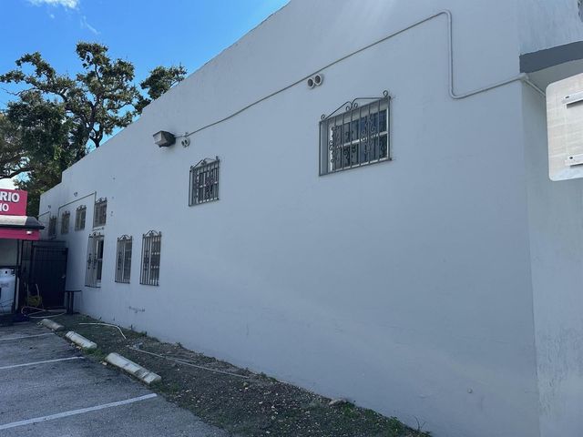 6815 NW 7th Avenue, Miami, FL 33150