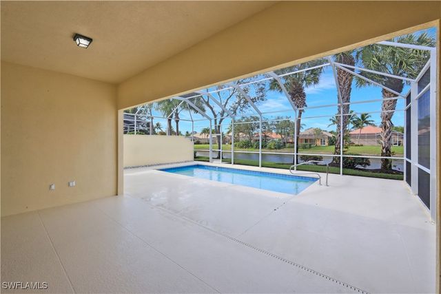 28348 NAUTICA LN, Bonita Springs, FL 34135