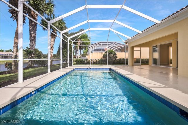 28348 NAUTICA LN, Bonita Springs, FL 34135