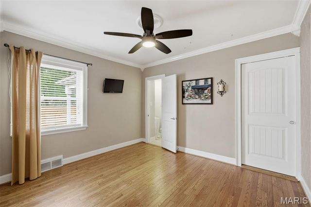 1055 Warson Woods Drive, Warson Woods, MO 63122