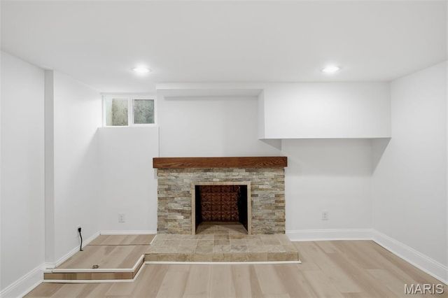 1055 Warson Woods Drive, Warson Woods, MO 63122