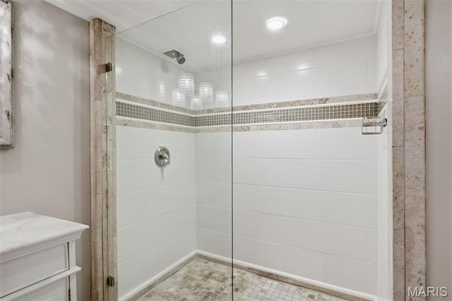 1055 Warson Woods Drive, Warson Woods, MO 63122