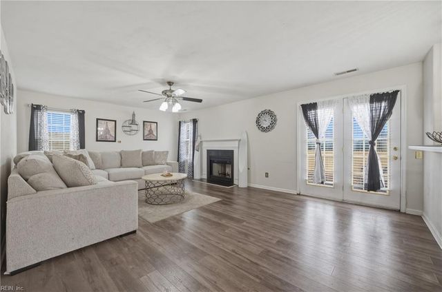 164 Stoney Ridge AVE, Suffolk, VA 23435