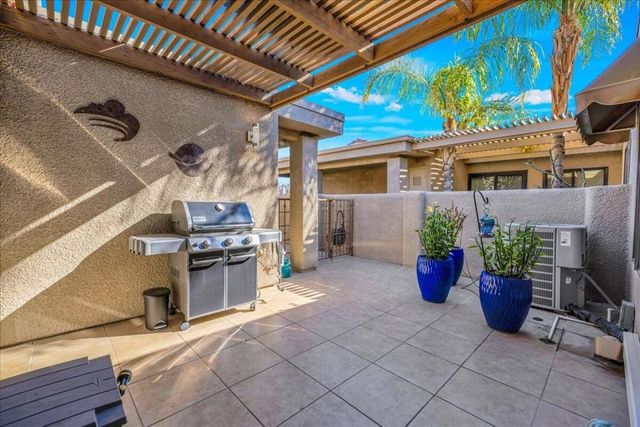 72303 Sommerset Drive, Palm Desert, CA 92260