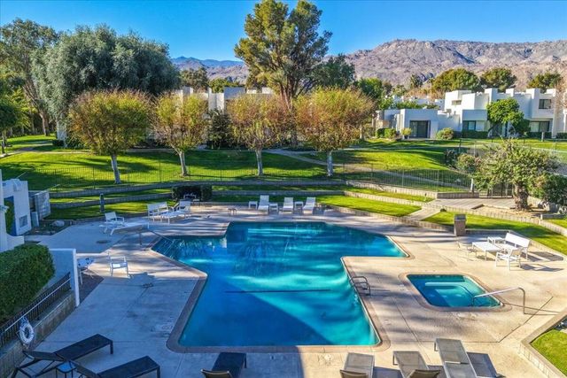 72303 Sommerset Drive, Palm Desert, CA 92260