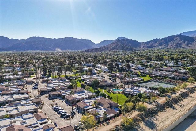 72303 Sommerset Drive, Palm Desert, CA 92260