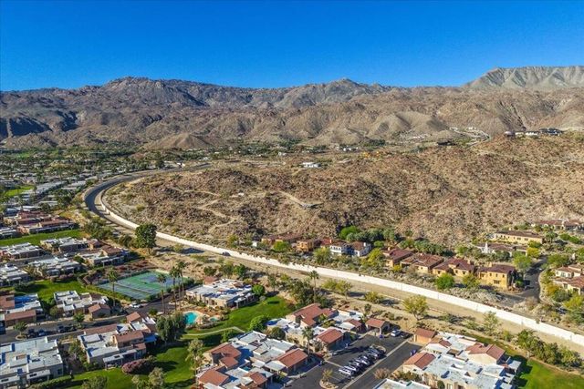 72303 Sommerset Drive, Palm Desert, CA 92260