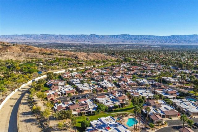 72303 Sommerset Drive, Palm Desert, CA 92260