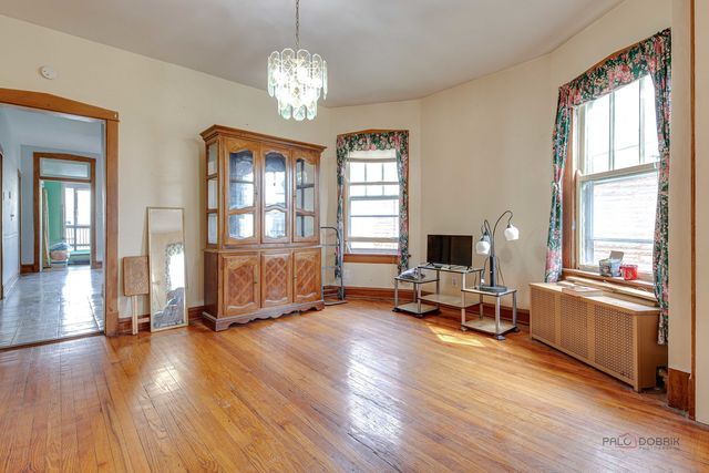 2051 N Kilbourn Avenue, Chicago, IL 60639