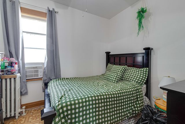 2051 N Kilbourn Avenue, Chicago, IL 60639