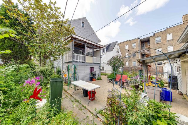 2051 N Kilbourn Avenue, Chicago, IL 60639