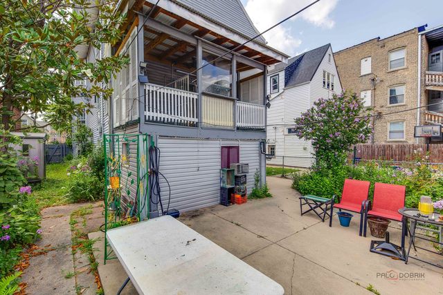 2051 N Kilbourn Avenue, Chicago, IL 60639