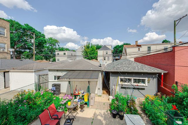 2051 N Kilbourn Avenue, Chicago, IL 60639