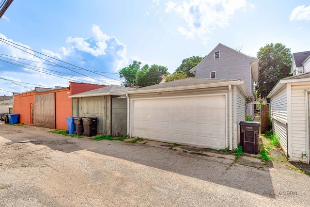 2051 N Kilbourn Avenue, Chicago, IL 60639