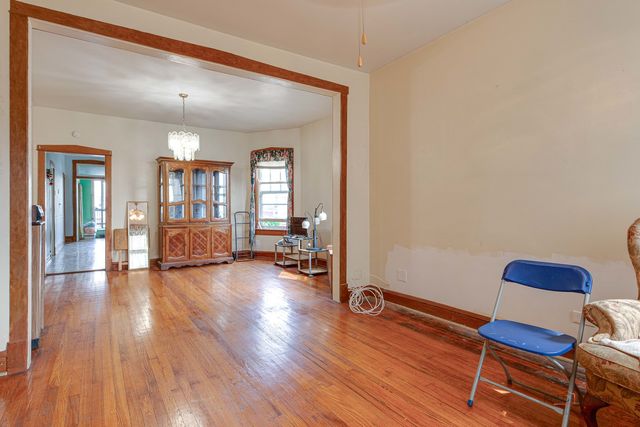 2051 N Kilbourn Avenue, Chicago, IL 60639