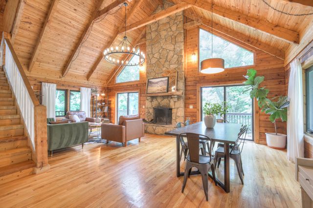 2676 Thompson Station Rd, E, Thompsons Station, TN 37179