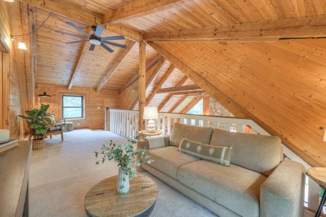 2676 Thompson Station Rd, E, Thompsons Station, TN 37179