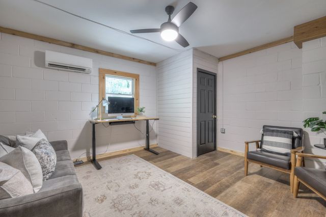 2676 Thompson Station Rd, E, Thompsons Station, TN 37179