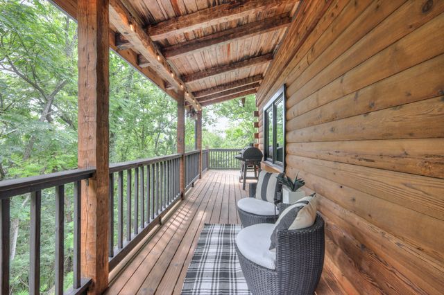 2676 Thompson Station Rd, E, Thompsons Station, TN 37179