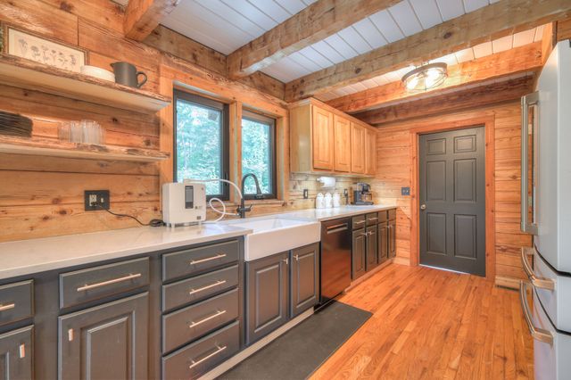 2676 Thompson Station Rd, E, Thompsons Station, TN 37179