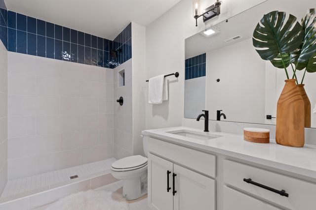 1776 S Watkins Street 204, Chattanooga, TN 37404
