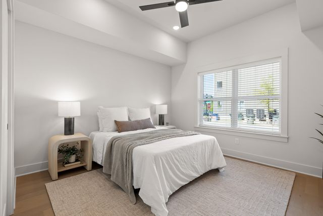 1776 S Watkins Street 204, Chattanooga, TN 37404