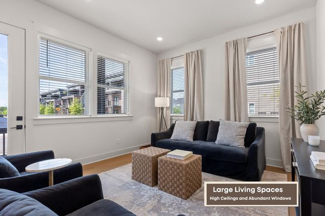 1776 S Watkins Street 204, Chattanooga, TN 37404