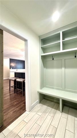 3811 CARTER CREEK, Bryan, TX 77802