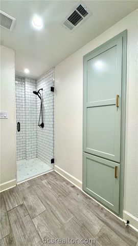 3811 CARTER CREEK, Bryan, TX 77802