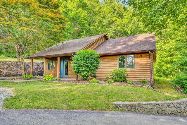 8757 Bent Mountain RD, Roanoke, VA 24018