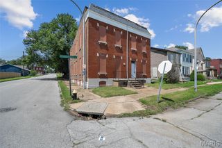 6827 Pennsylvania Avenue, St Louis, MO 63111