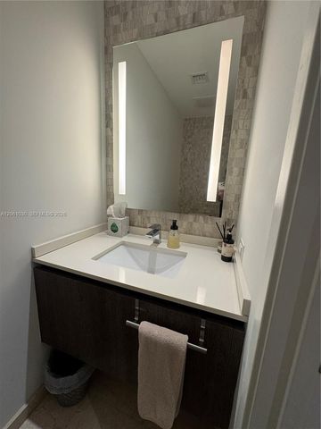 88 SW 7th Street 805, Miami, FL 33130