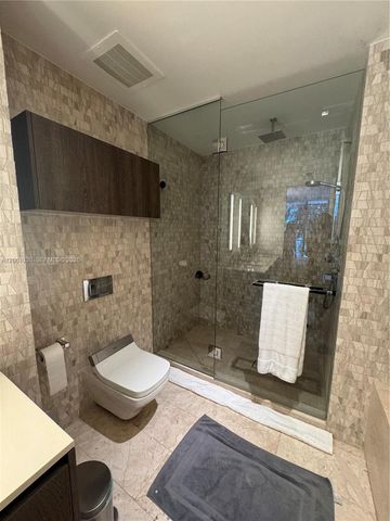 88 SW 7th Street 805, Miami, FL 33130