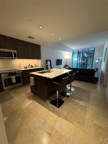 88 SW 7th Street 805, Miami, FL 33130