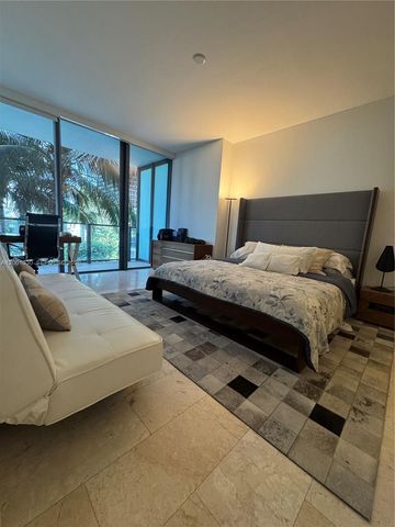 88 SW 7th Street 805, Miami, FL 33130