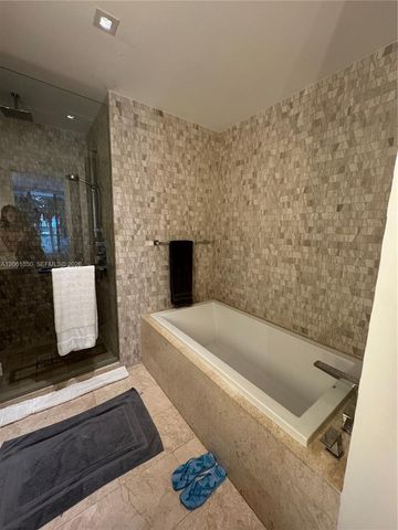 88 SW 7th Street 805, Miami, FL 33130